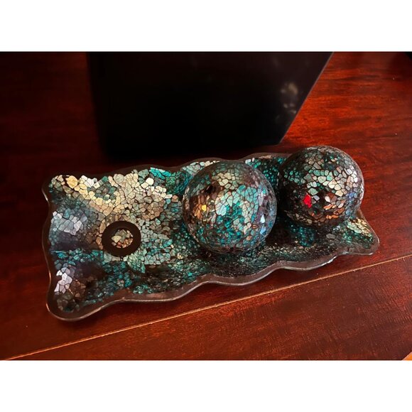 New 12.4" Mosaic Glass Decorative Tray with 3 Decorative Orbs, Living Room Decor - Picture 4 of 12